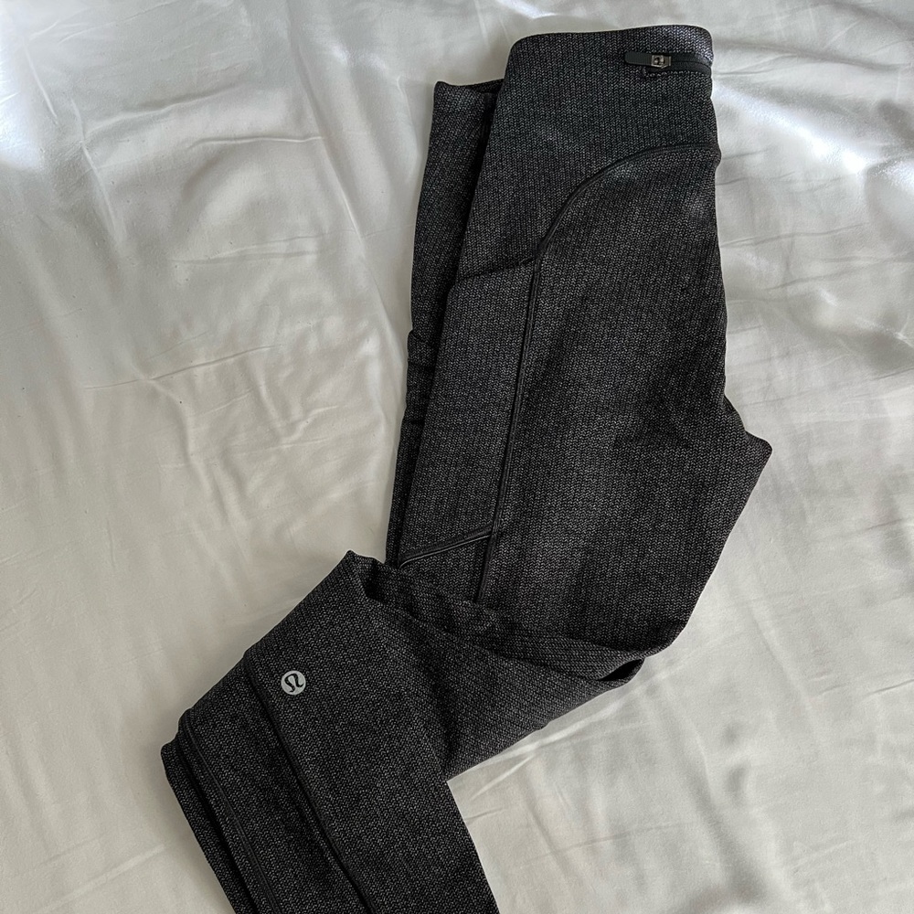 Fast and free high rise 25” size 4